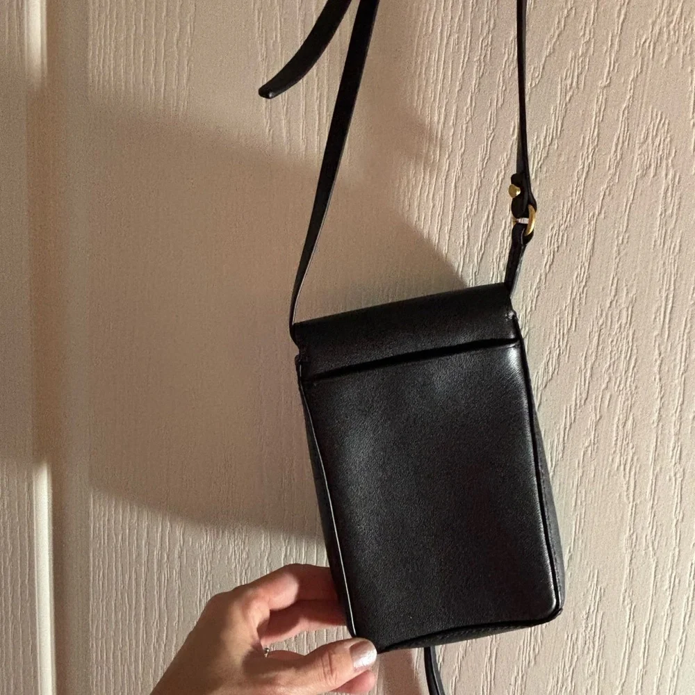 Tory Burch Miller Phone Crossbody, black - Picture 3 of 5